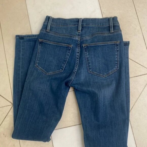 Frame | Le High Skinny Denim Jean | 24 - Picture 3 of 4